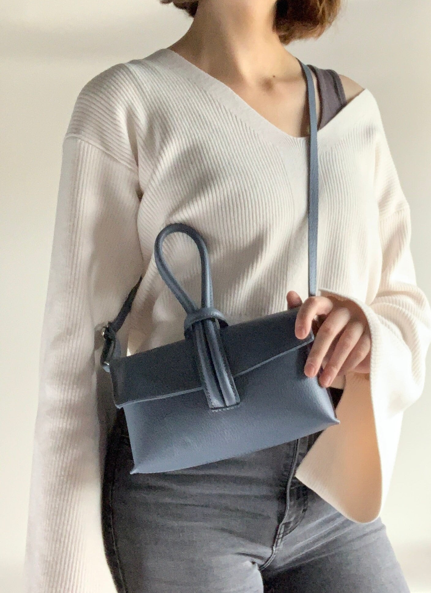 Blue Leather Loop Handle Bag - Claris