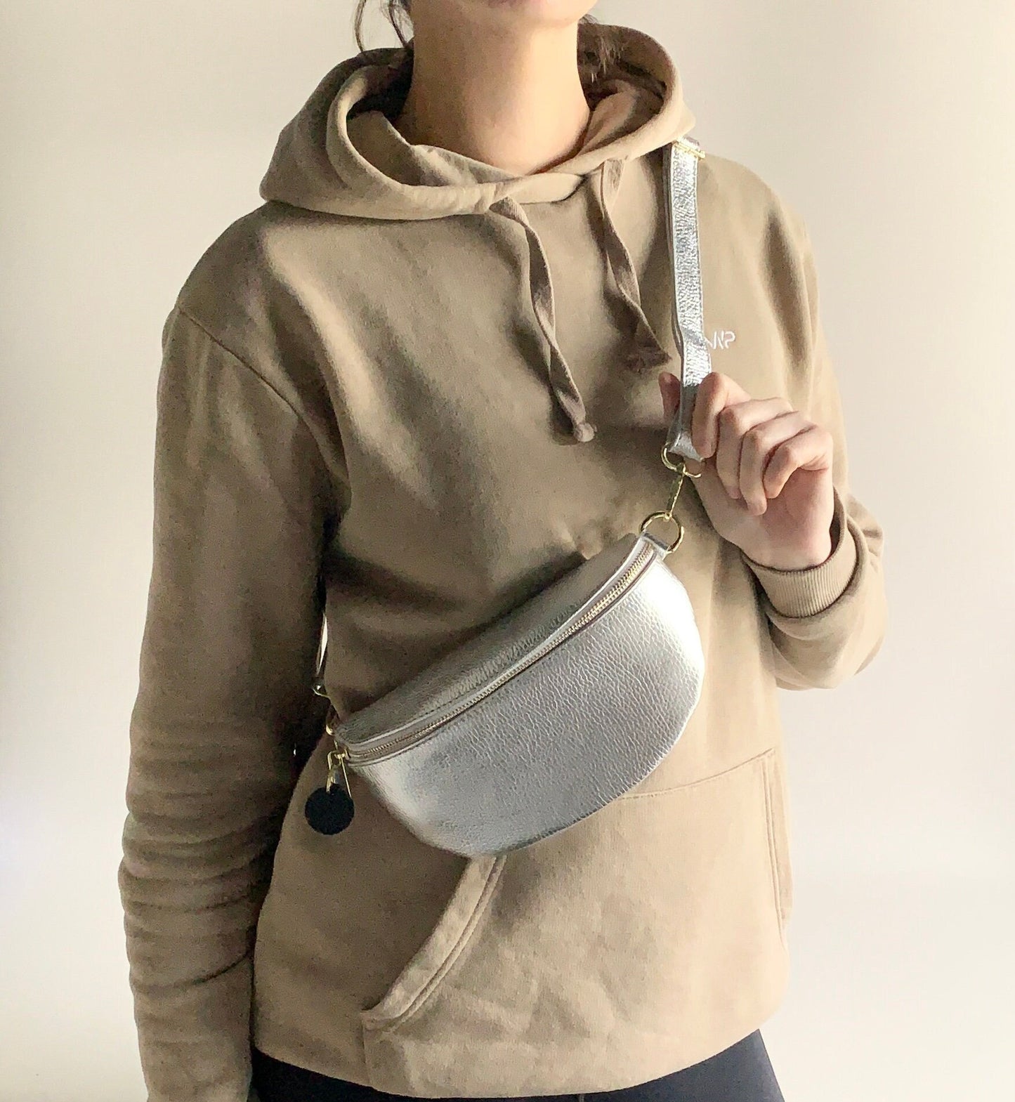Silver & Gold Leather Body Bag, Gold Fanny Pack Bum Bag, Close to Body Bag, Small Gold Leather Bag, Festival Bag, Women&#39;s Leather Bum Bag