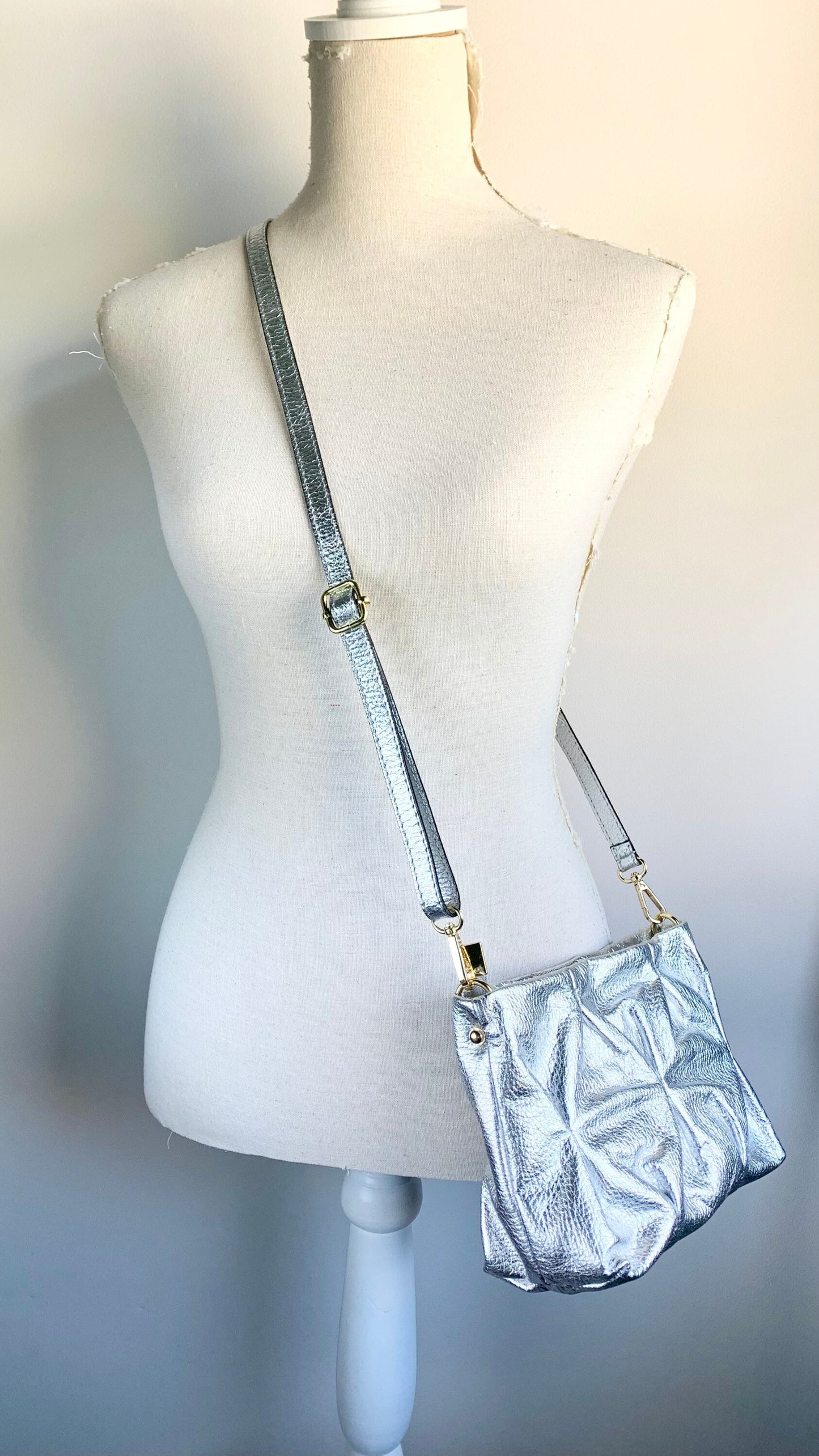 Silver Leather Clutch Bag Crossbody Bag, Silver Grab Bag, Wedding Bag, Women&#39;s Accessories, Bridesmaid Bag, Unusual Bag, Silver Party Bag